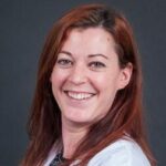 Docteur POUMELLEC Marie-Anne, Assistant Spécialiste au CHU de Nice spécialisée en Chirurgie de la Main et Chirurgie Réparatrice