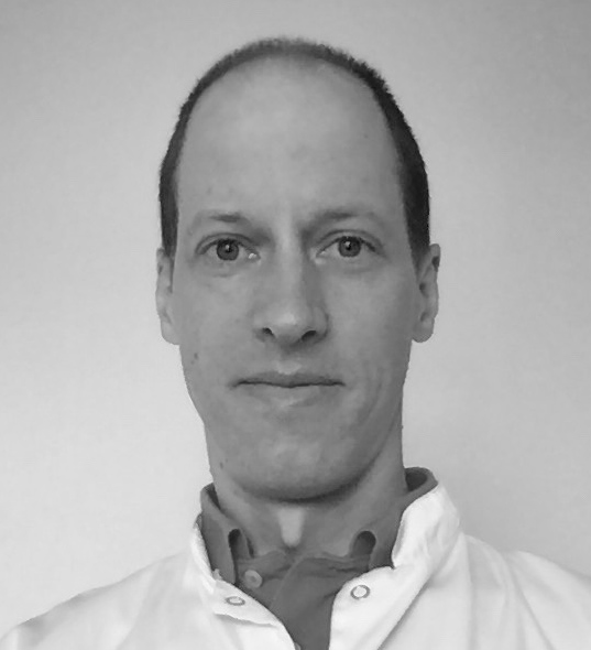 Le docteur COURJON Johan est infectiologue dans la service d'Orthopédie, il prend en charge les infections ostéoarticulaires complexes.